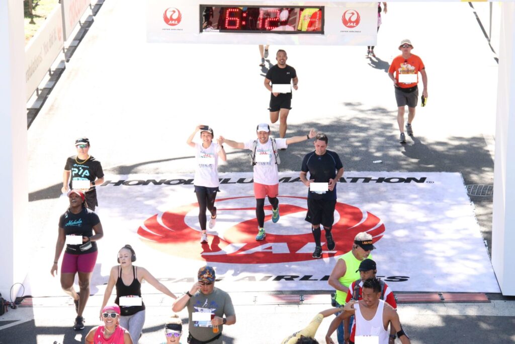 ホノルルマラソンゴール時の様子