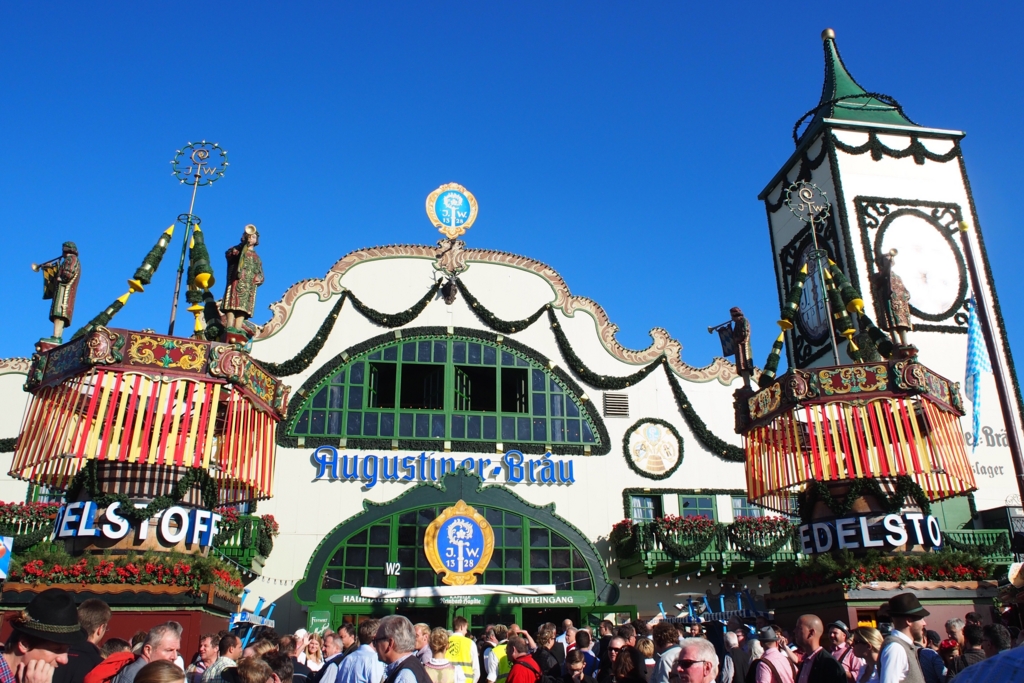 Augustinerアウグスティーナのビールテント