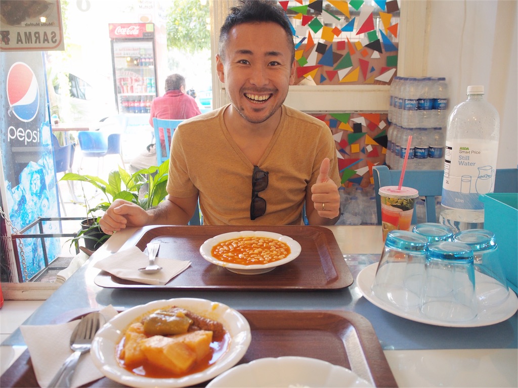 アンタルヤのロカンタの食事