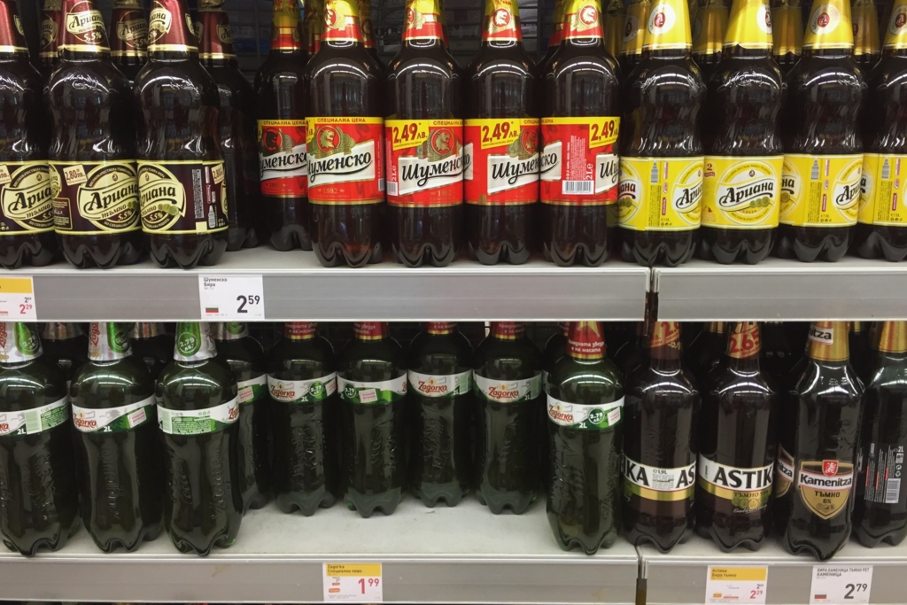 ブルガリアの激安ビールいろいろ