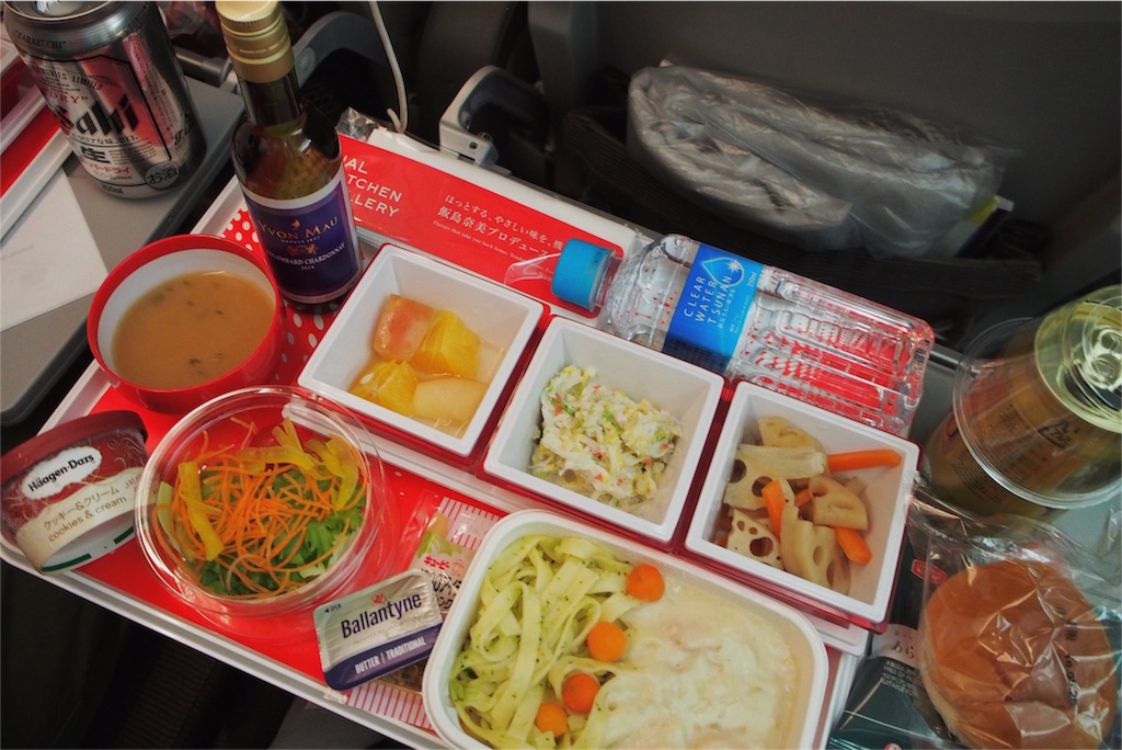 関空-LA間の夕食は飯島奈美さんとのコラボ