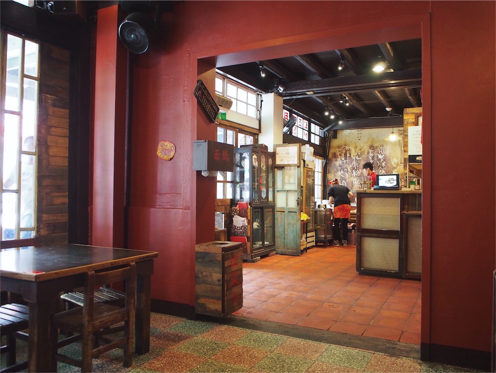 赤崁擔仔麵の店内の様子