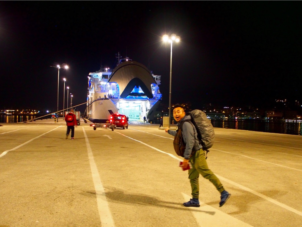 スプリト アンコーナ フェリー