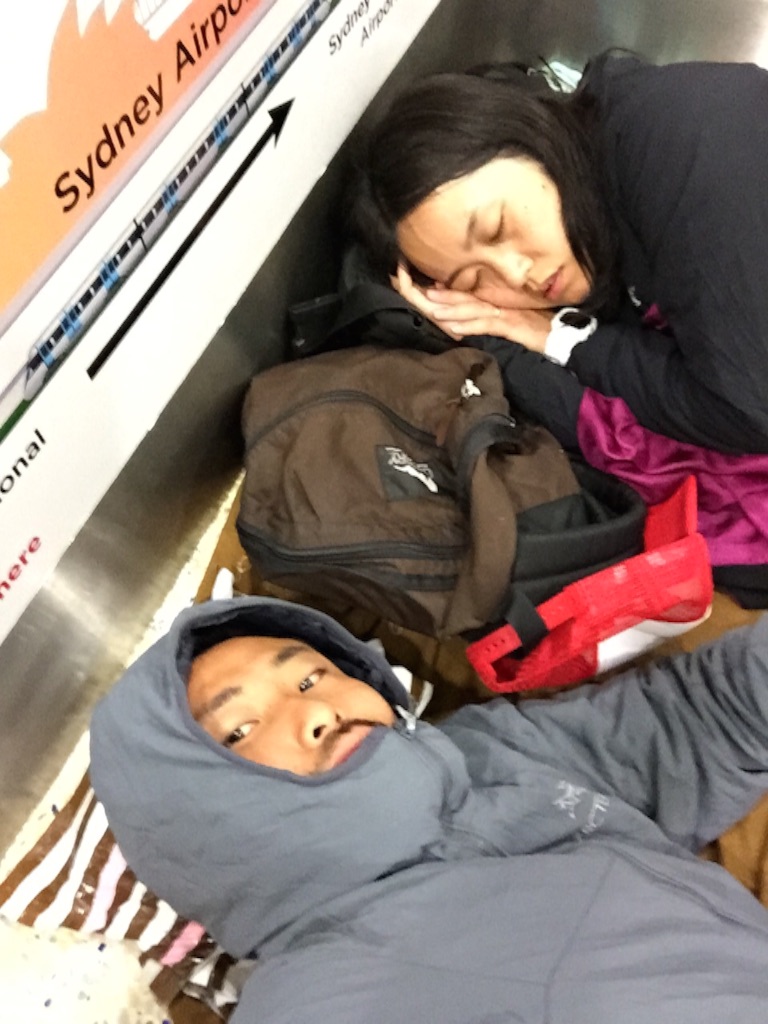 シドニー 空港泊