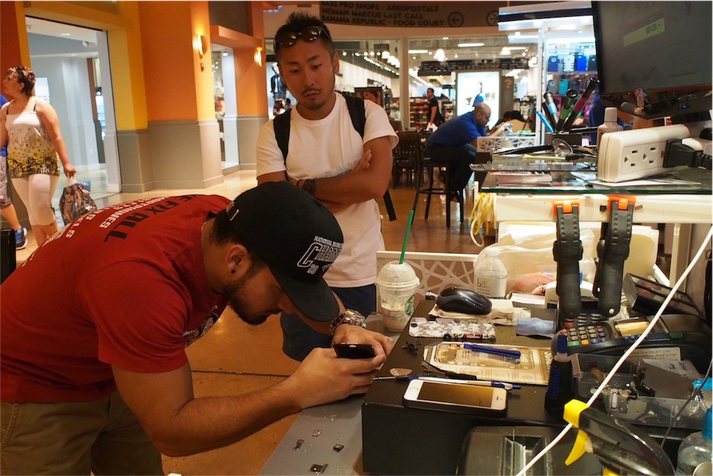 iPhone修理もできました!!