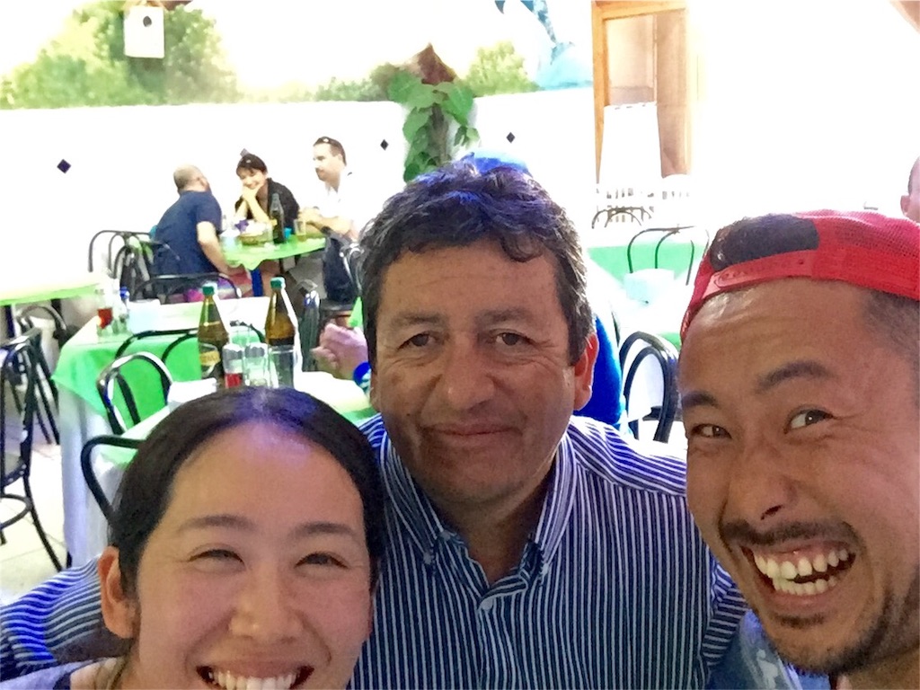 夜は地元のおじさんとプチ交流