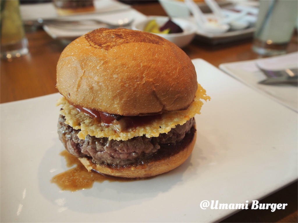 とても凜としたウマミバーガーの登場