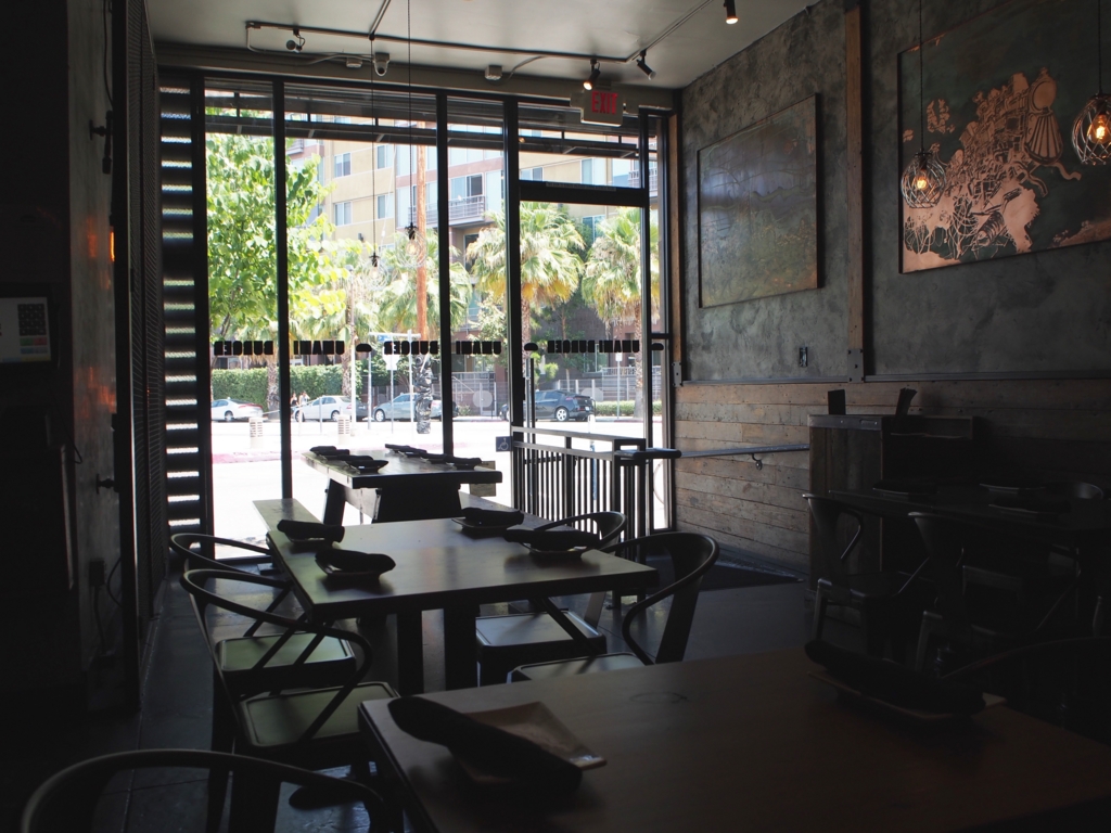 おしゃれ過ぎるウマミバーガー店内