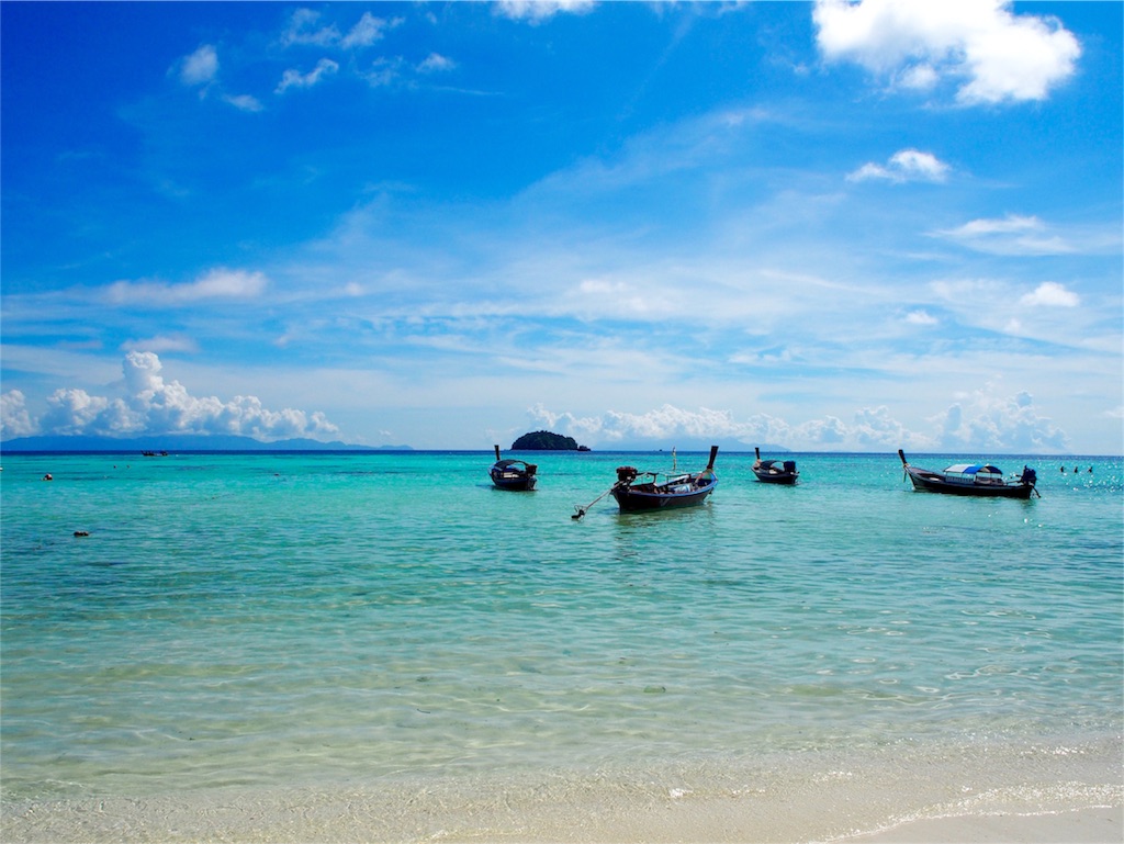 【タイ】最後の秘境「リペ島」ダイビングの聖地「タオ島」行くならどっち??