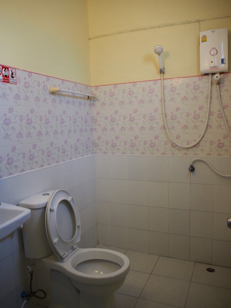 リペ島 ワピリゾートのシャワールーム