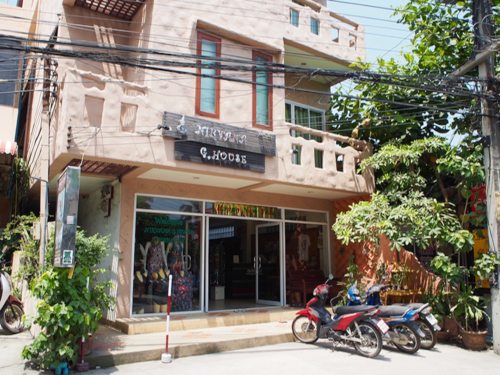 タオ島 素敵宿の玄関