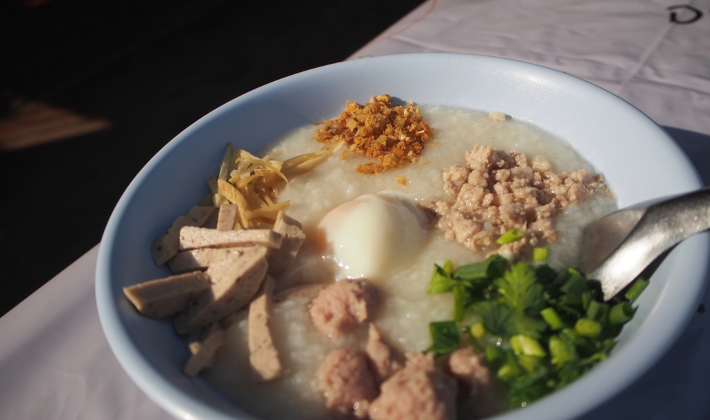 朝粥が美味しくて翌日も朝粥(笑)