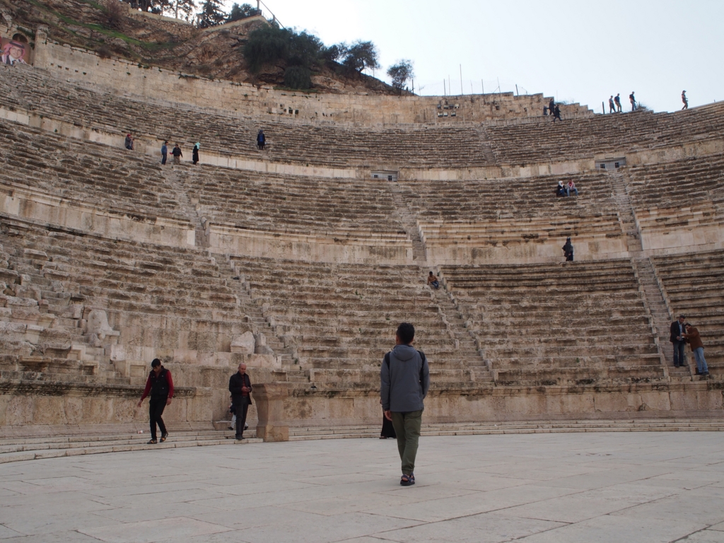 ローマ劇場は残念な逆光だったのでした