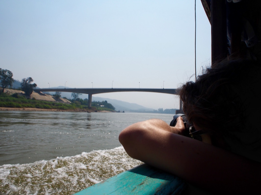 タイ-ラオス間をつなぐ第4友好橋