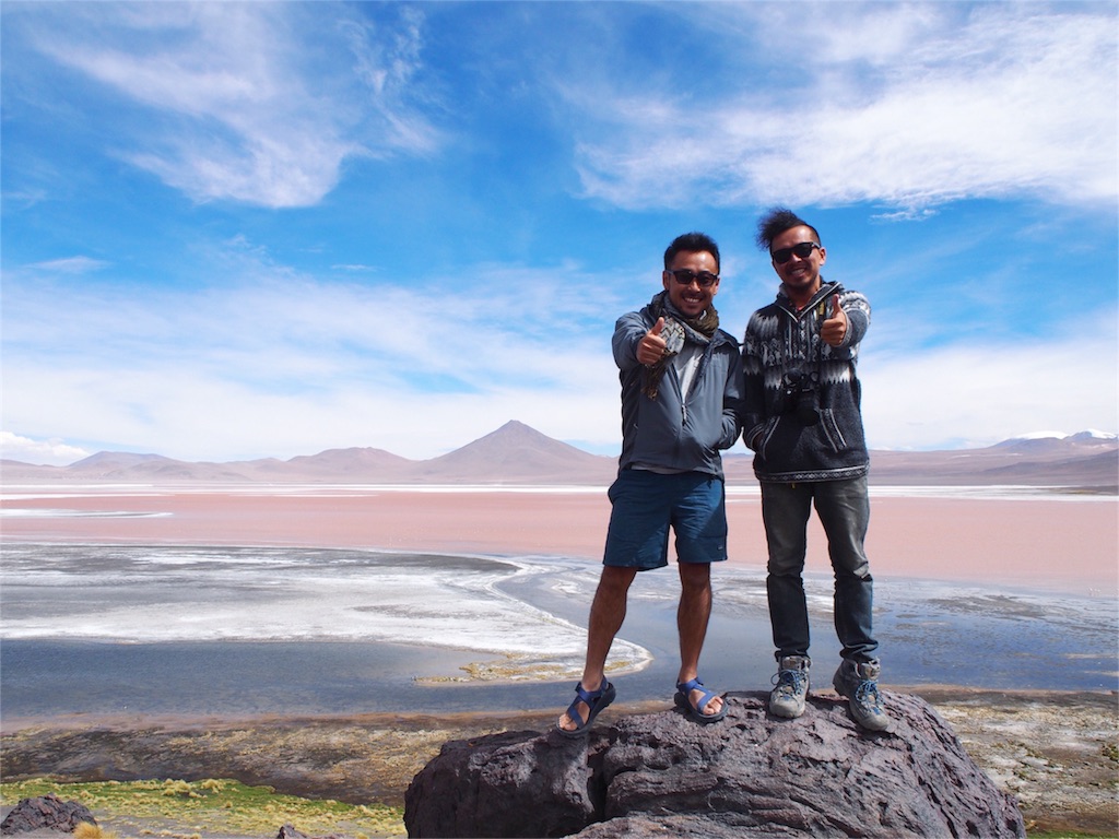 ゆうき君と紅い湖にて