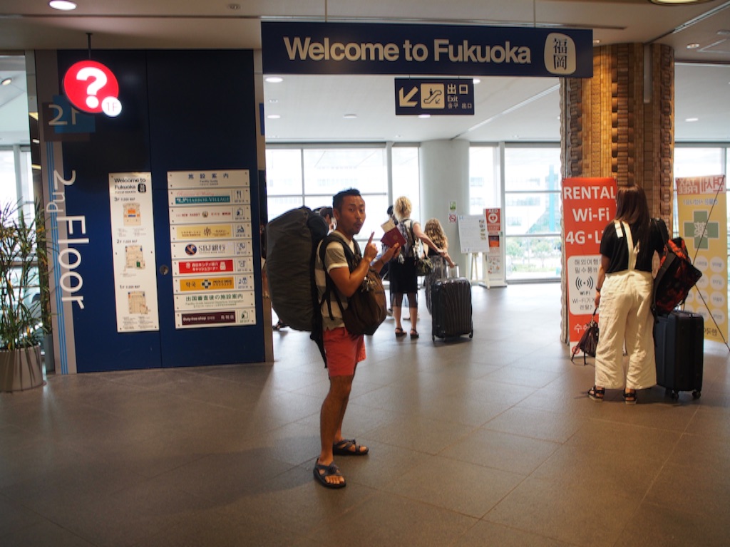 博多港　ターミナル内