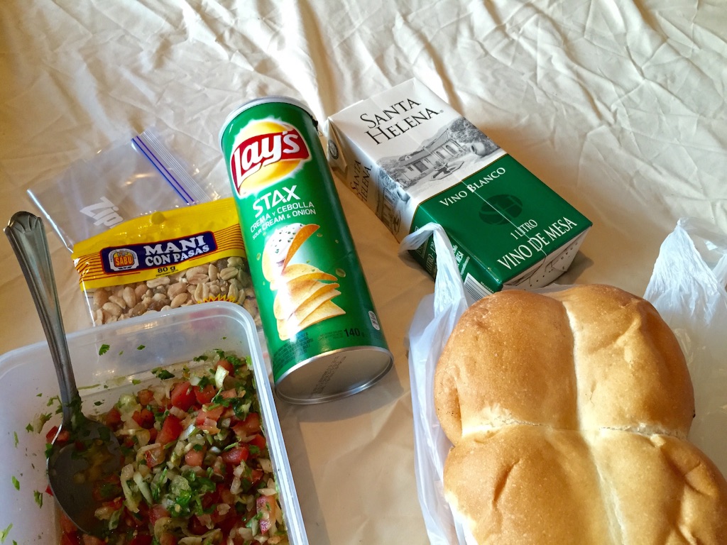 自家製サルサで晩酌タイム