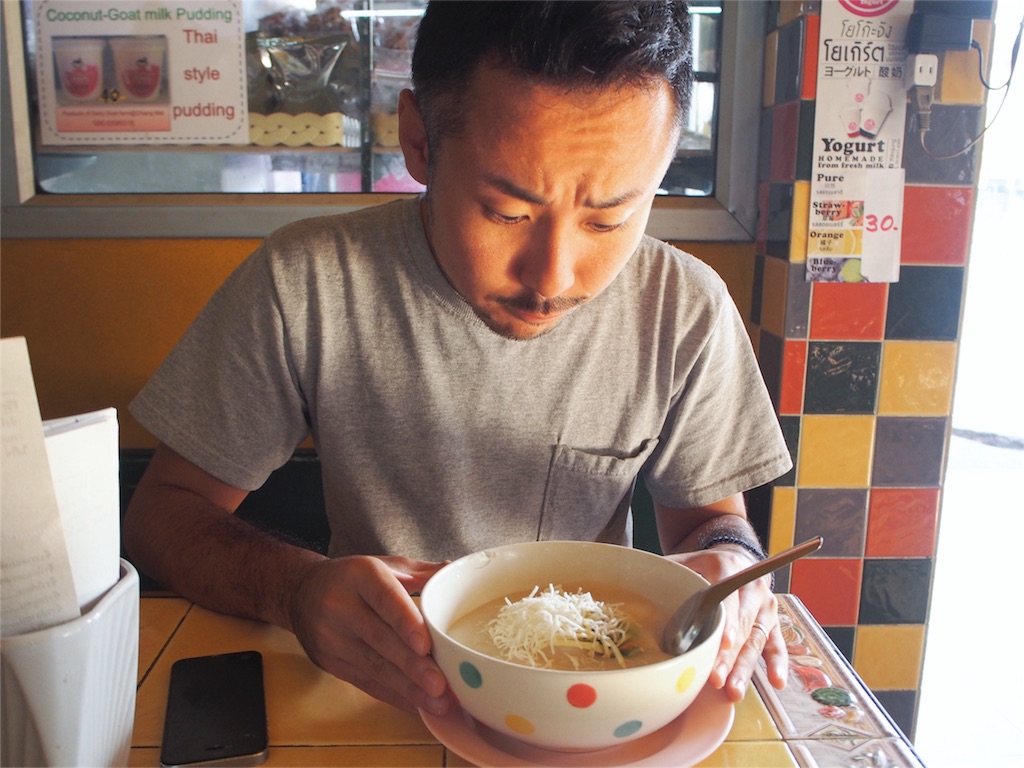 写真を撮るのも待てない...いただきます♡