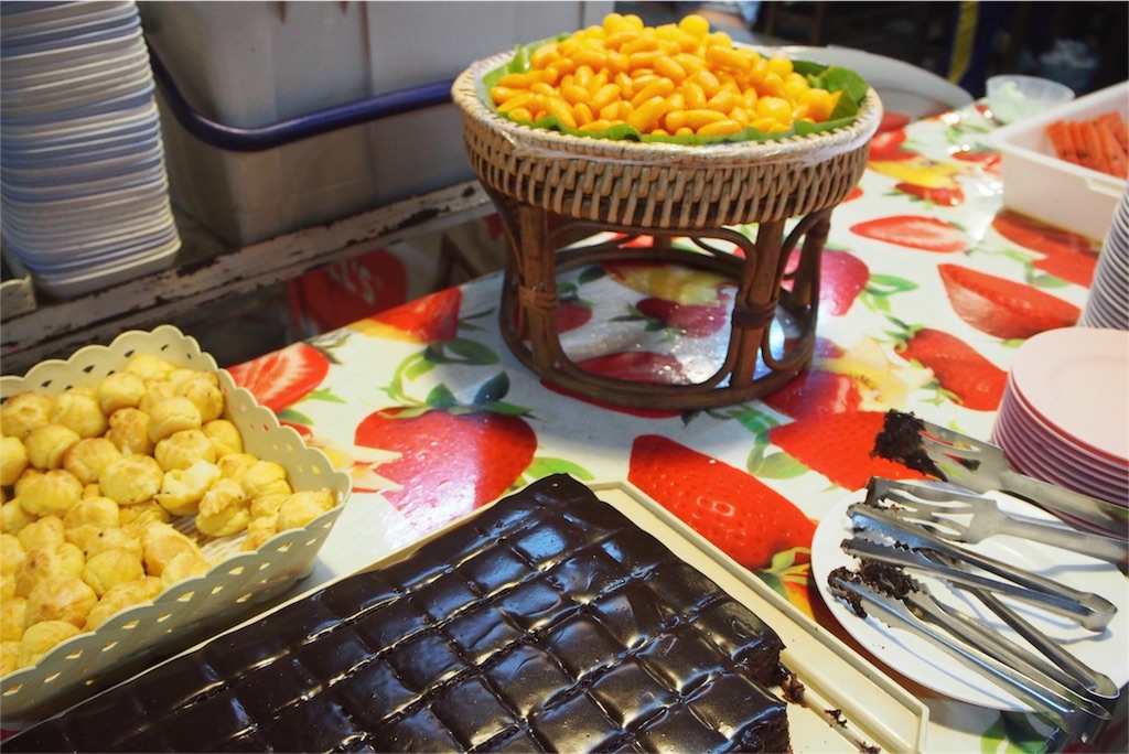 こちらはデザートコーナー