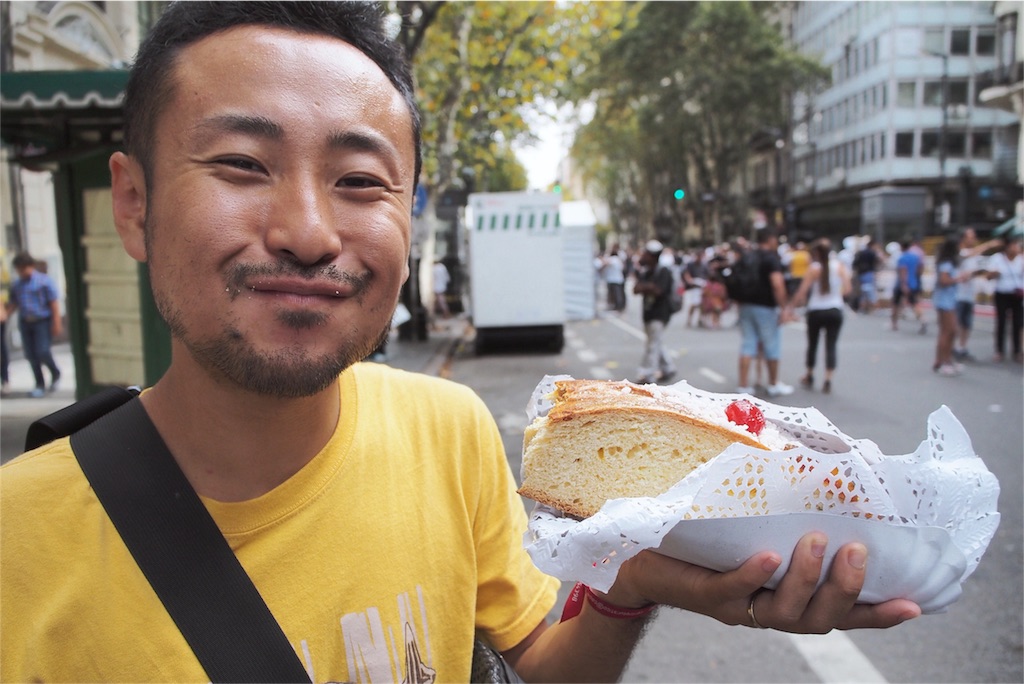 2人とも迷わずテイクアウト決定♡ちょっとだけ味見を...