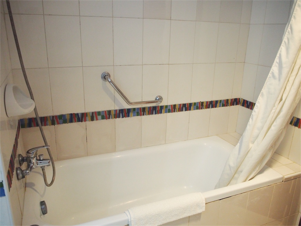 お風呂もゆったりサイズ