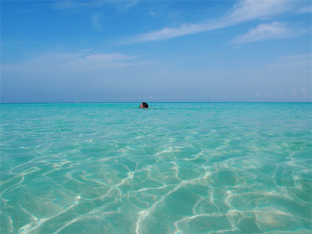 遠浅なためカナヅチでも頑張れる...かも(笑)