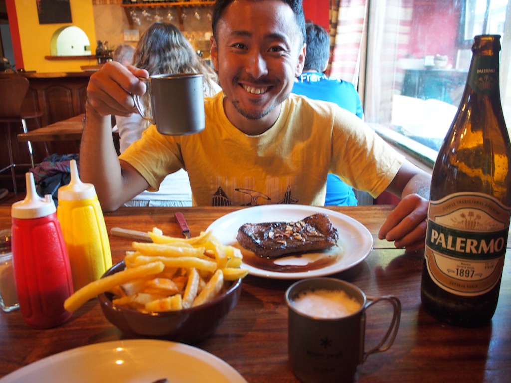 ここでもやっぱりステーキ(笑)