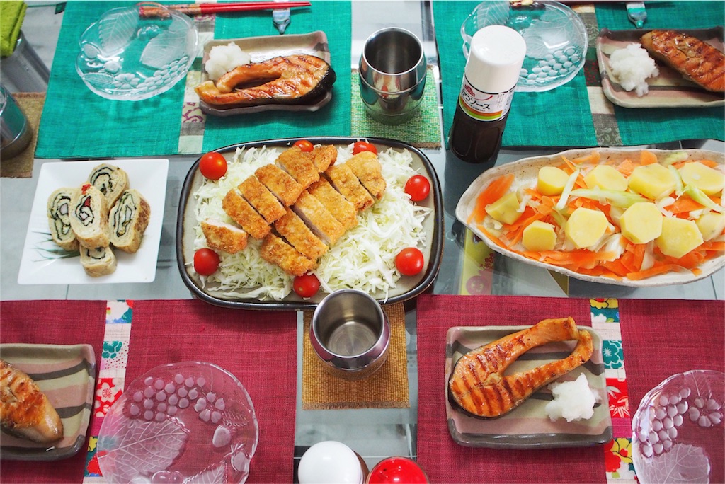 久々のとんかつ 豪華な夜食のおもてなし