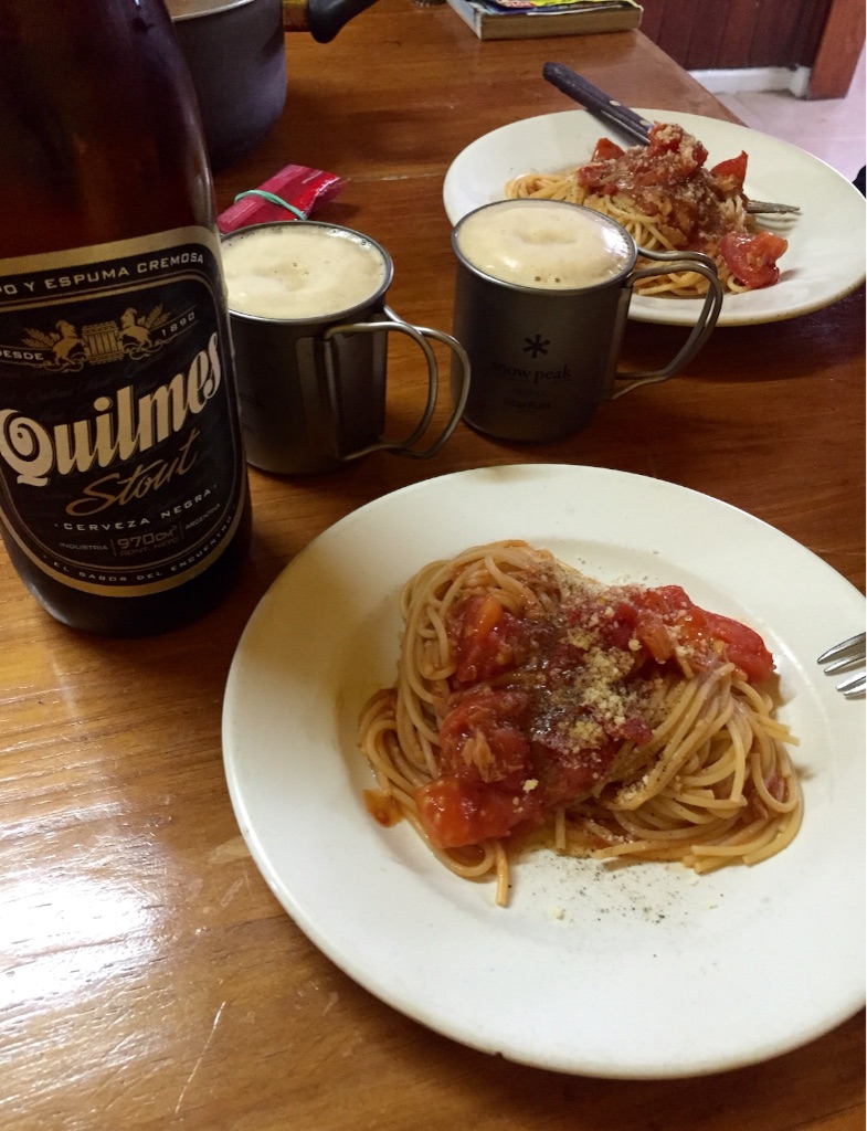 旅の定番 お手軽トマトパスタ