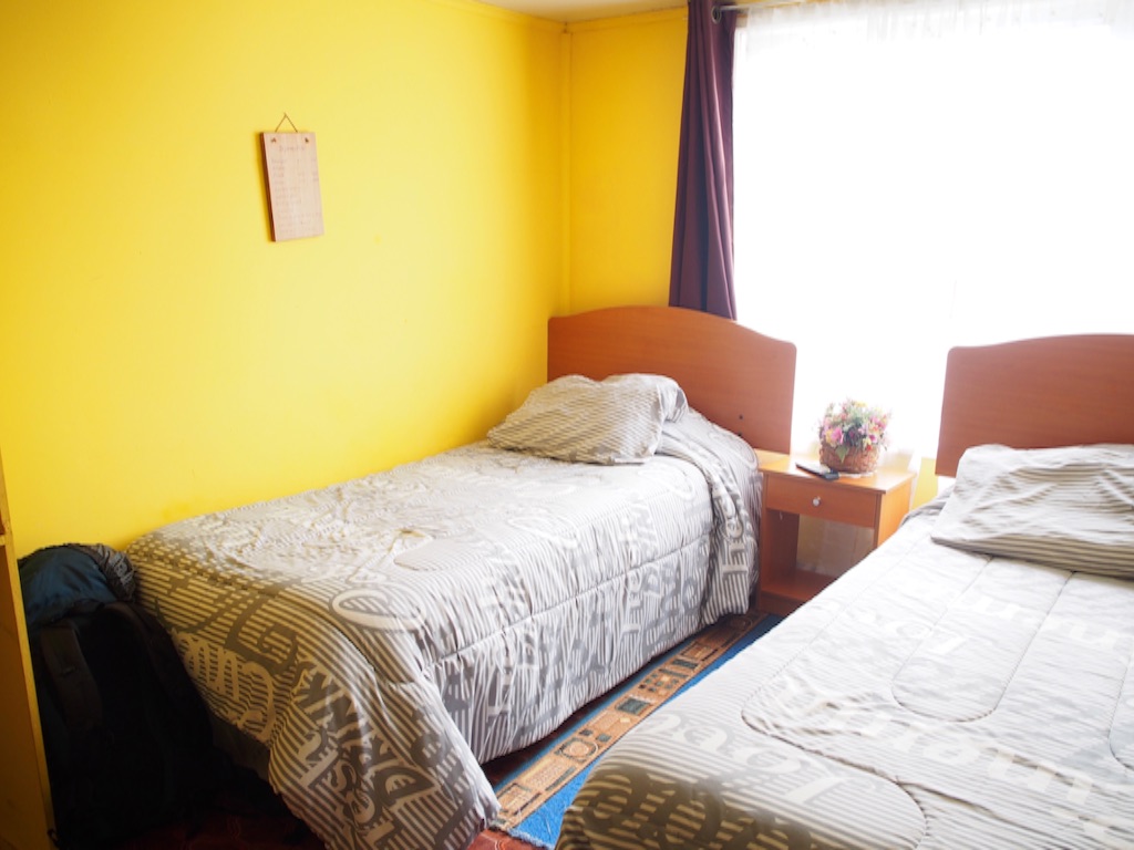 プエルトナタレスの宿のツインルーム