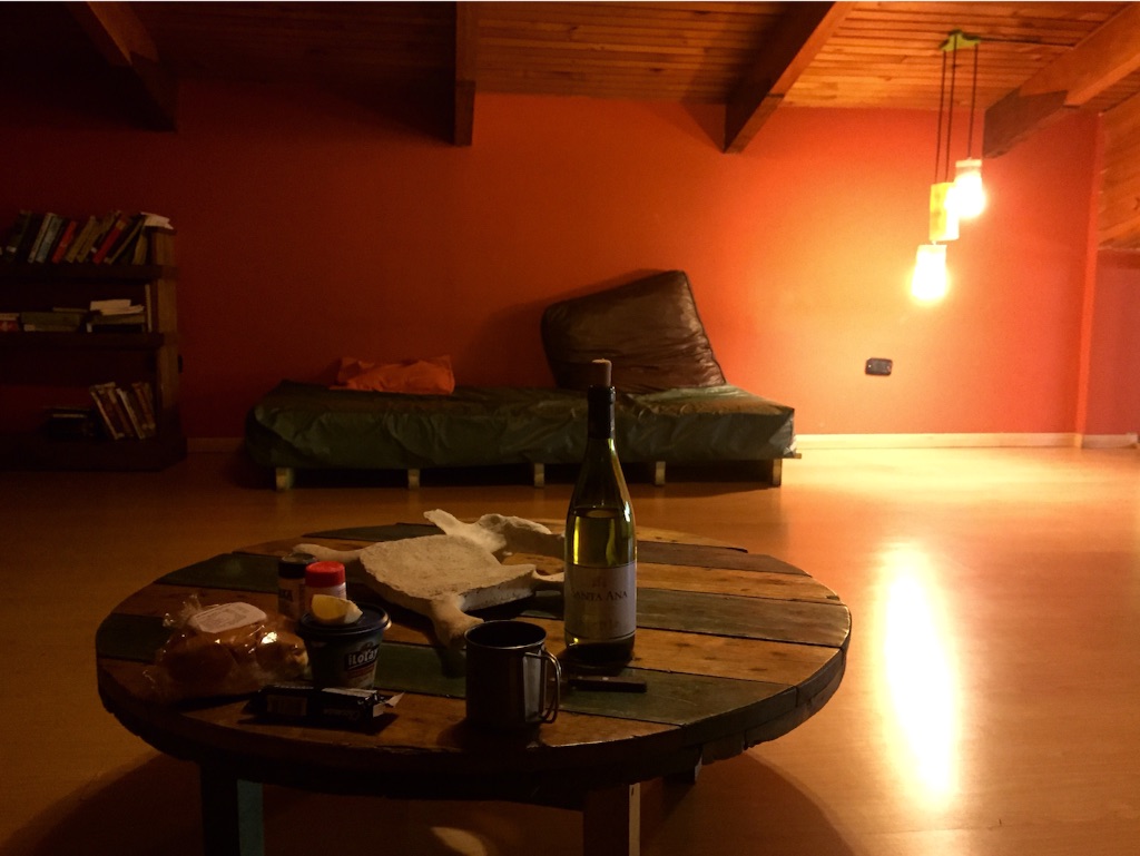 おしゃれなウシュアイアの宿で晩酌