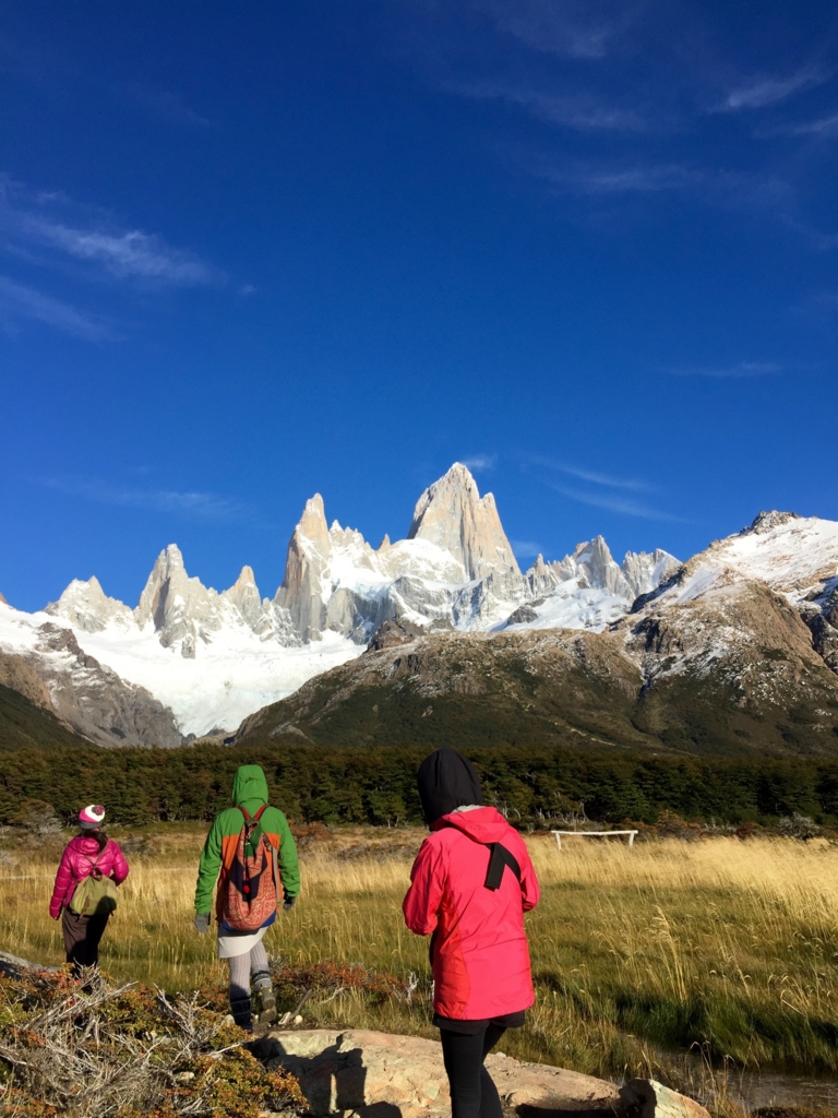 フィッツロイに向けてトレッキング