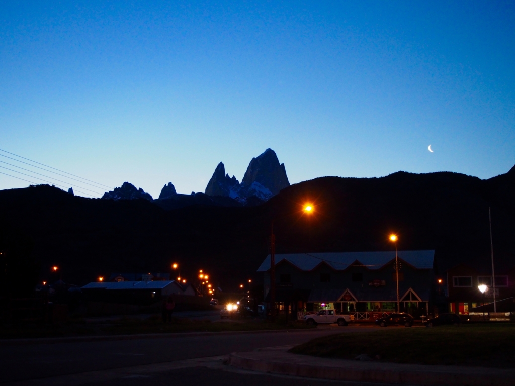 月夜のフィッツロイ