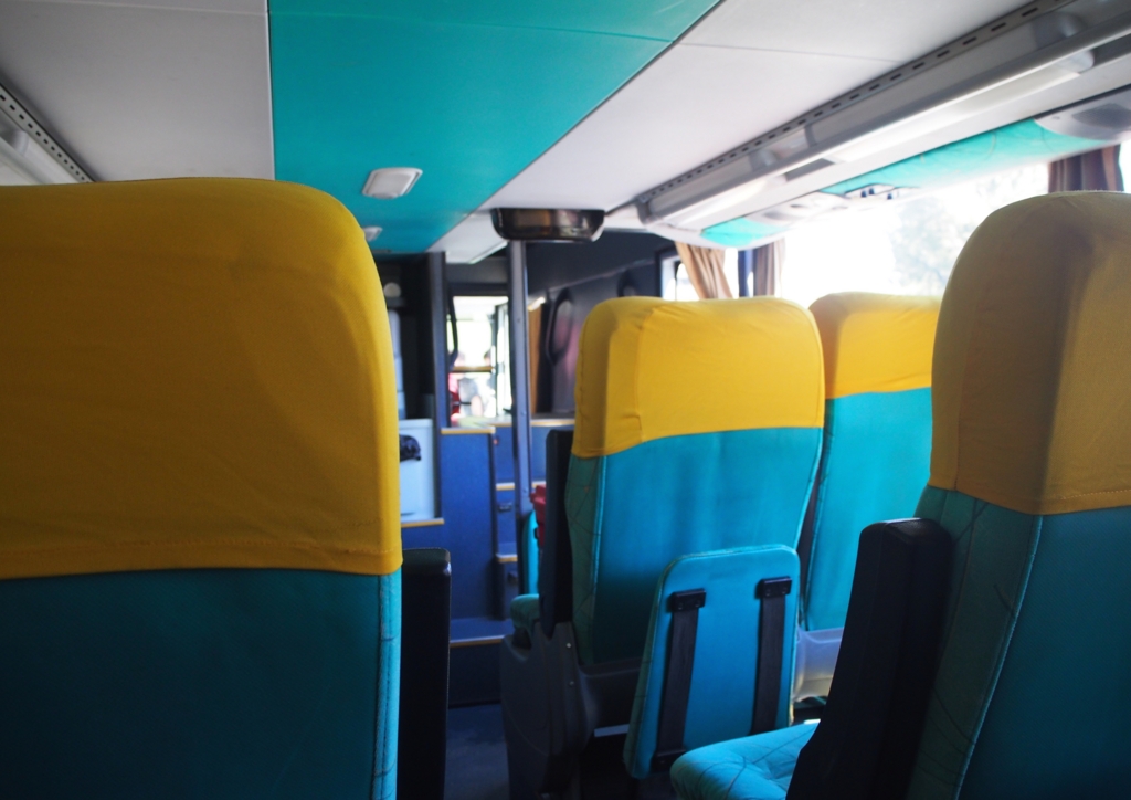 TAQSA社のバス 車内の様子その①