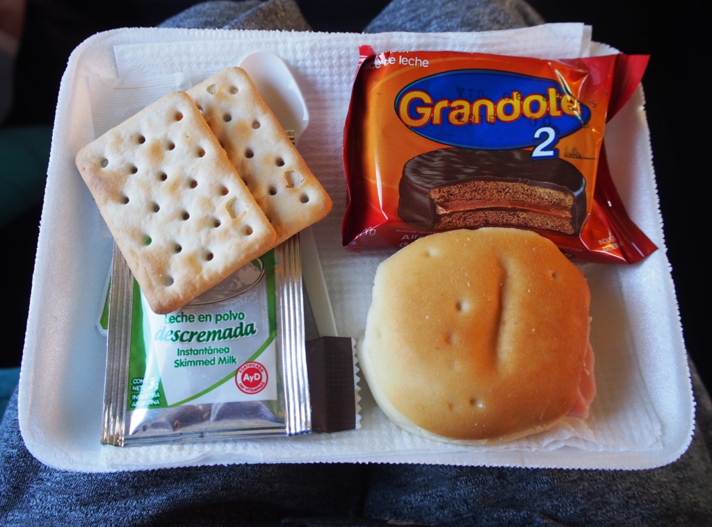 3度目のハムサンドと安定のドルセデレチェ(笑)