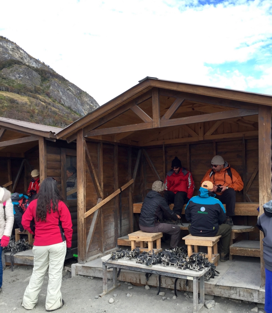 アイゼン装着場