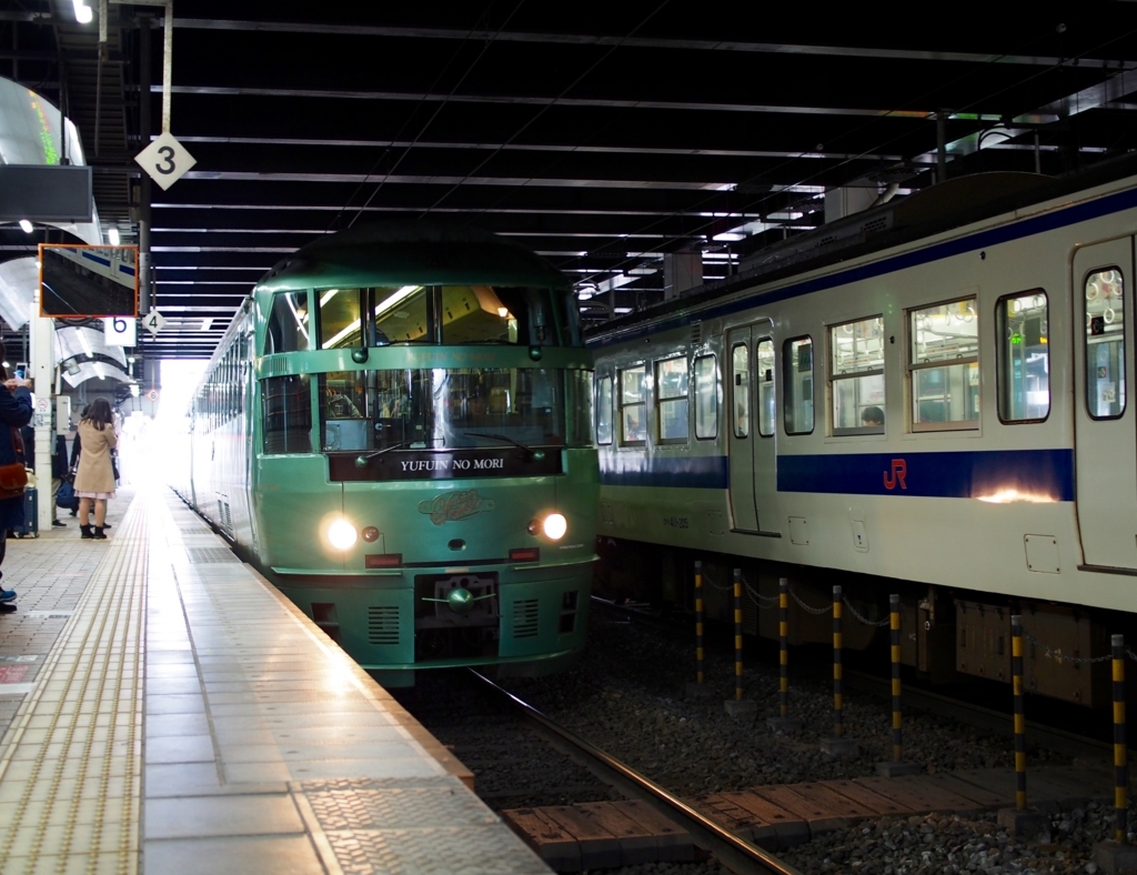 【大分】由布院 移動も楽しむ旅におすすめ JR九州 観光列車「ゆふいんの森」
