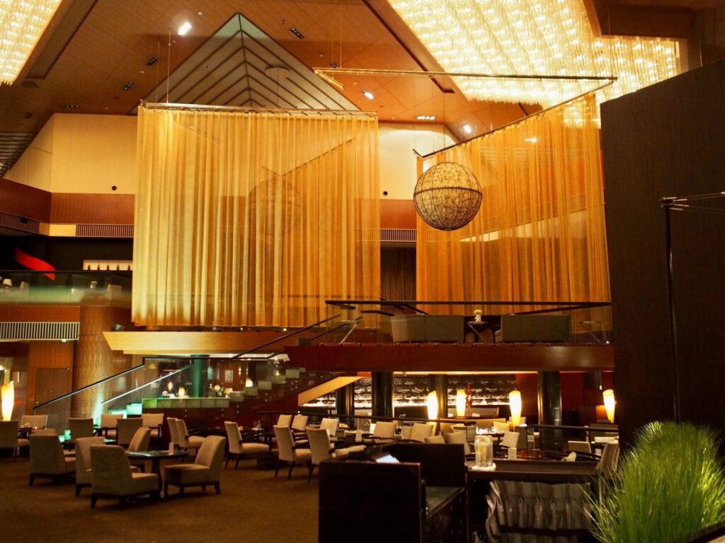 ANAインターコンチネンタルホテル東京 アトリウムラウンジ