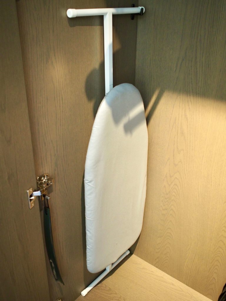 ANAインターコンチネンタルホテル東京 アイロン代