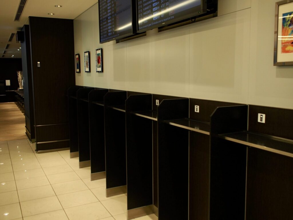 ANAラウンジ 電話エリア