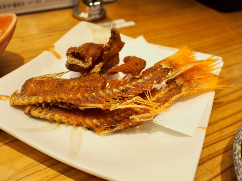 廻転とやま寿司 骨せんべい