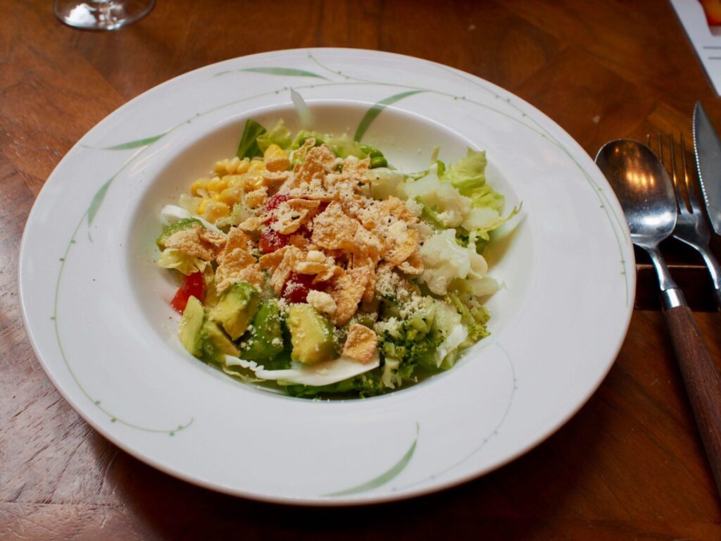GoToEat Dining&Bar LAVAROCK ランチサラダ
