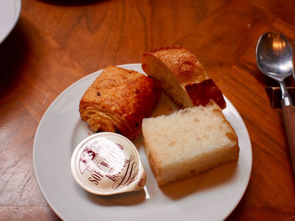 GoToEat Dining&Bar LAVAROCK ランチパン