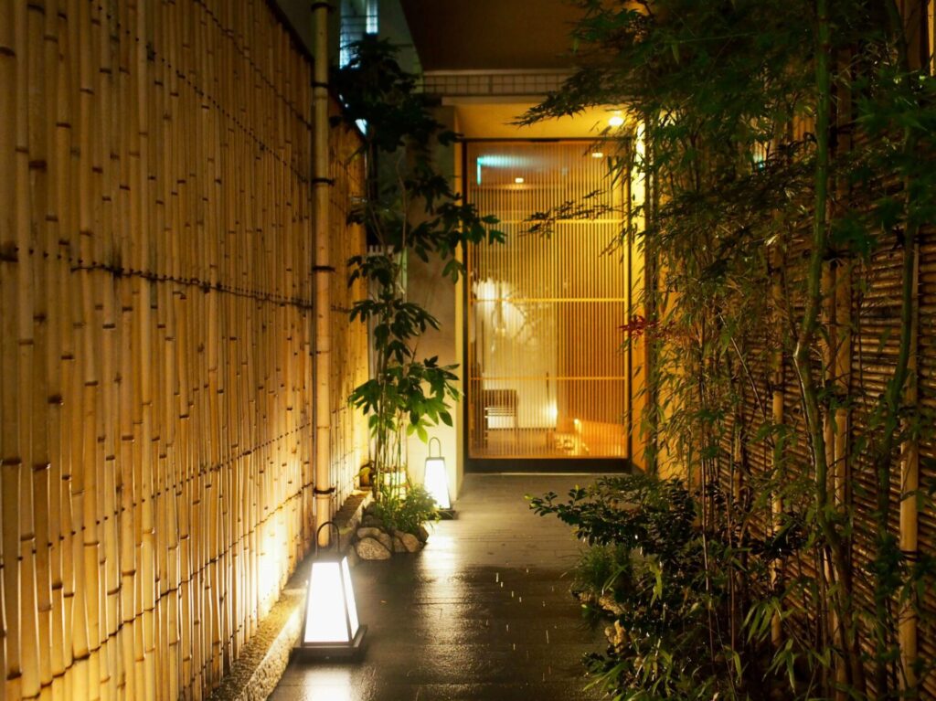 肉亭ふたご エントランス