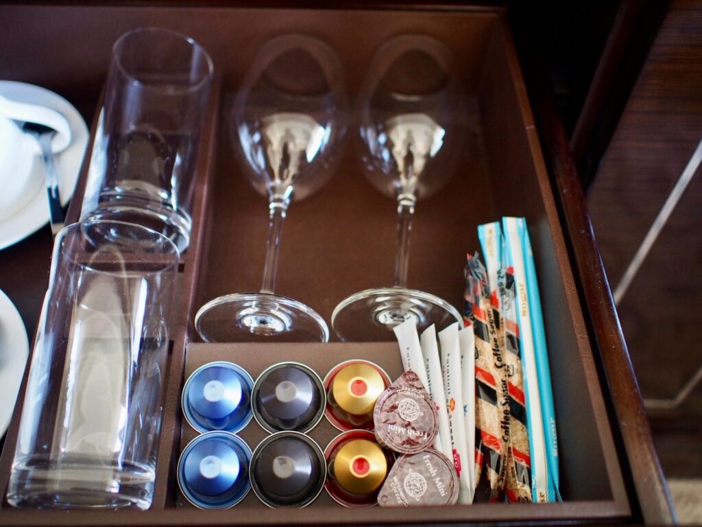 インターコンチネンタル東京ベイ クラブルーム グラス