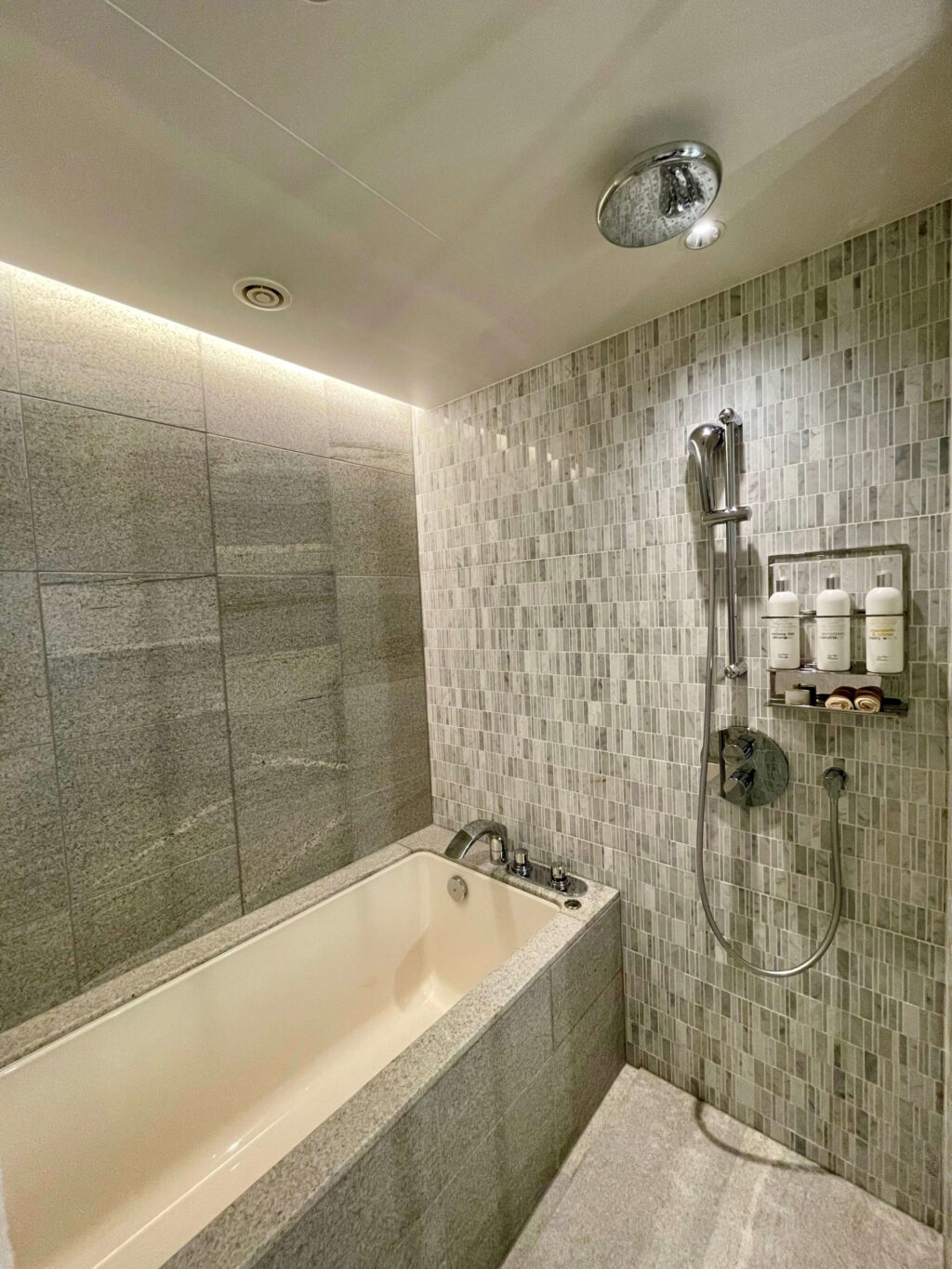 キンプトン新宿東京 バスルーム