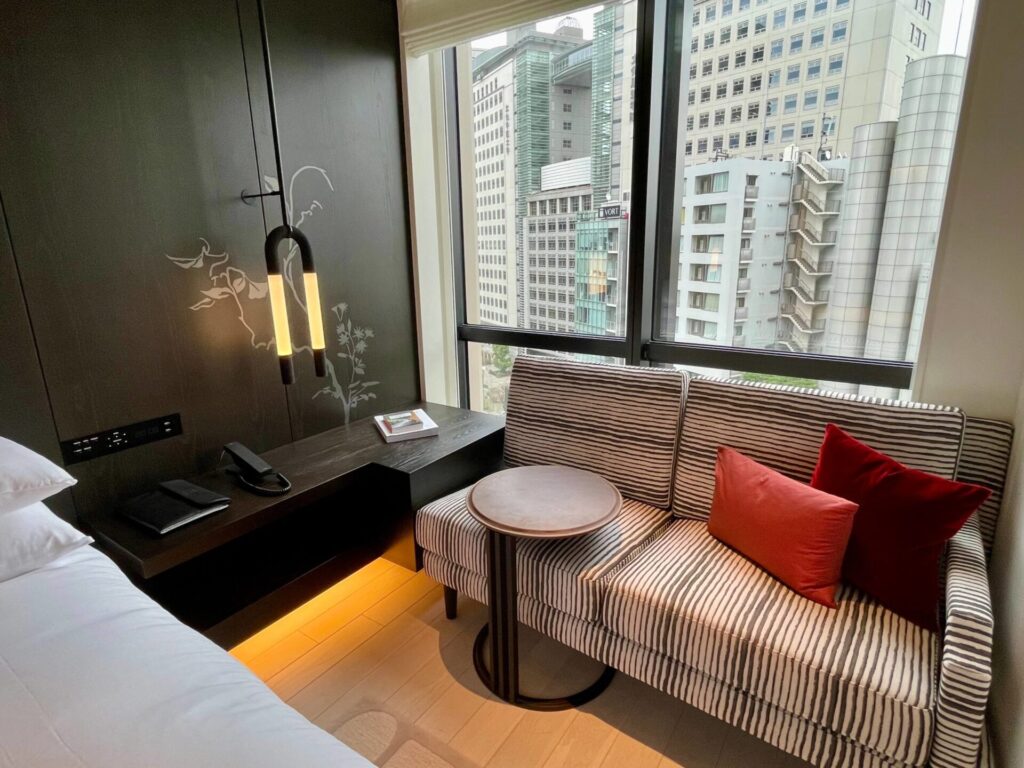 キンプトン新宿東京 ソファー