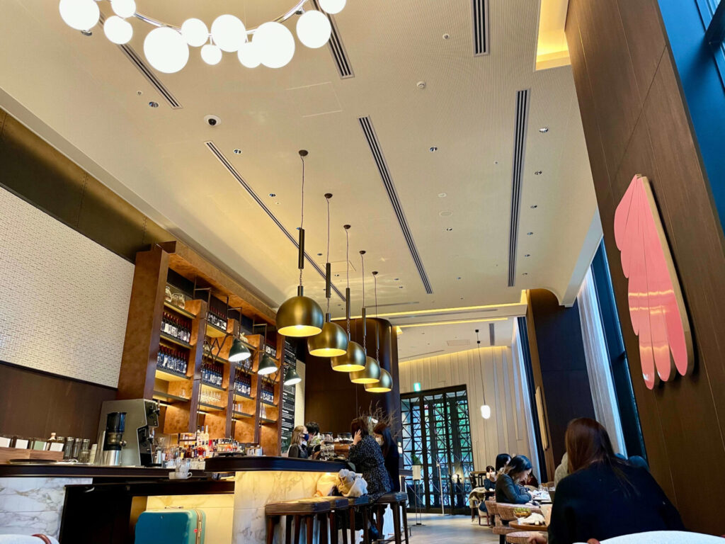 キンプトン新宿東京 The Jones Cafe＆Bar 雰囲気