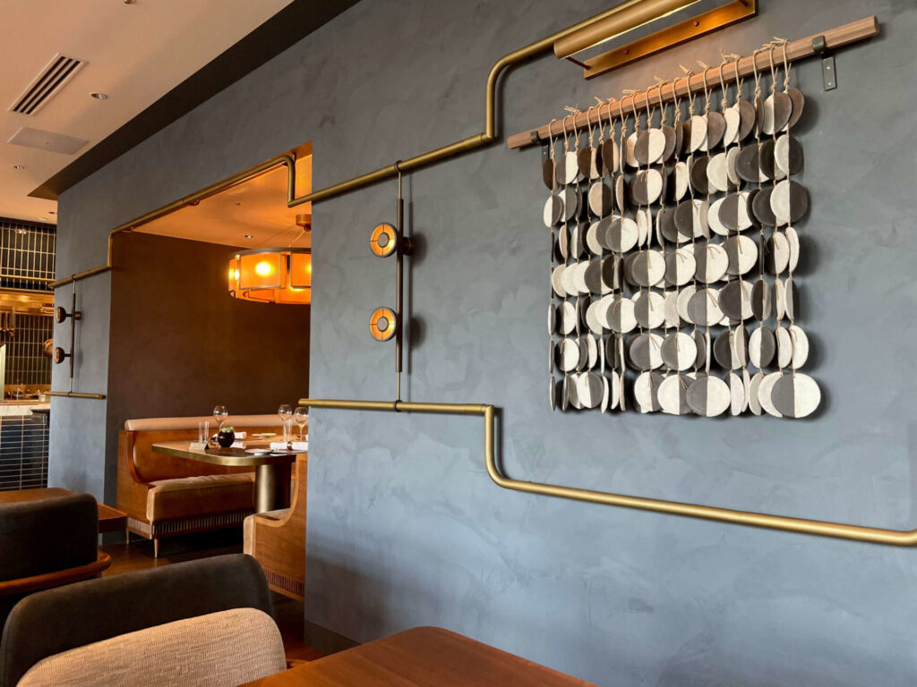 キンプトン新宿東京 ディストリクト店内