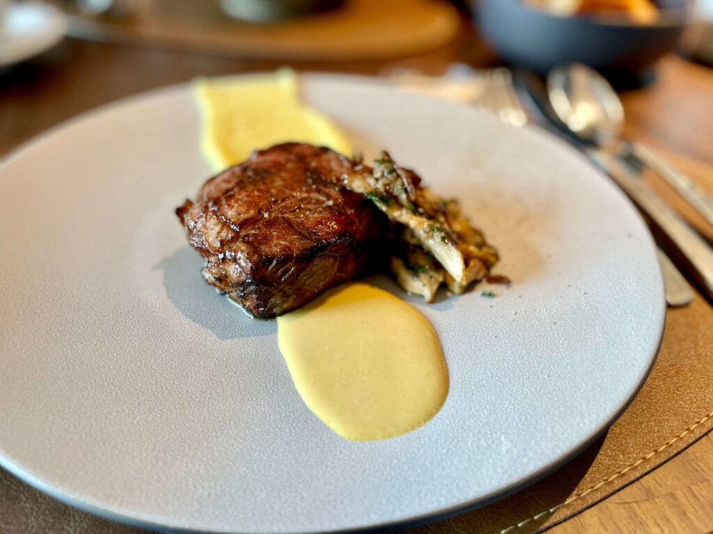 キンプトン新宿東京 DISTRICT ニューヨークカットサーロイン